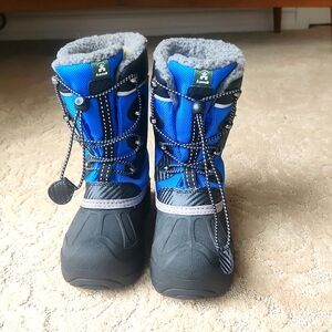 Kids snow boots